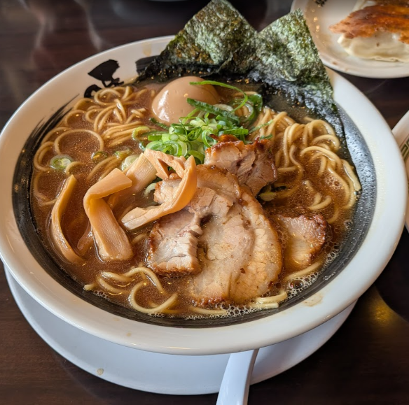 まことやの餃子と唐揚げセット